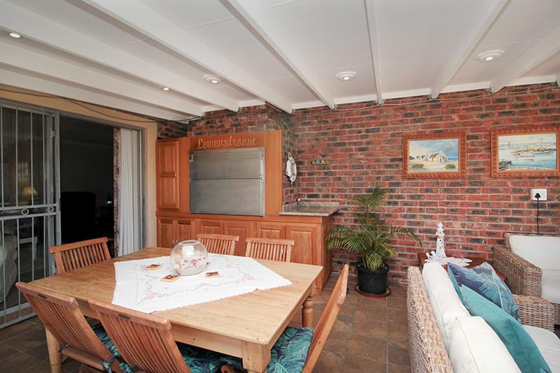 5 Bedroom Property for Sale in Tergniet Western Cape
